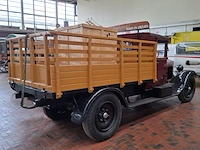 Oldtimer vrachtwagen, berliet - afbeelding 45 van  52