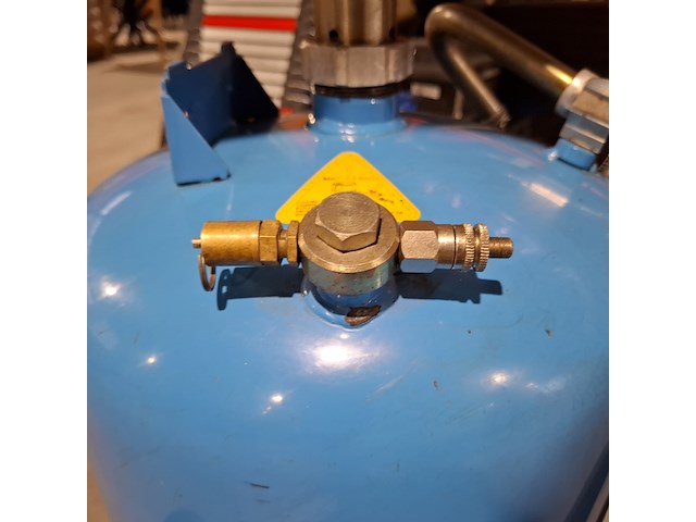 Olie opvangunit met 2x olie opvangbak met tuit, o.a. alfa, ro.65l - afbeelding 16 van  19