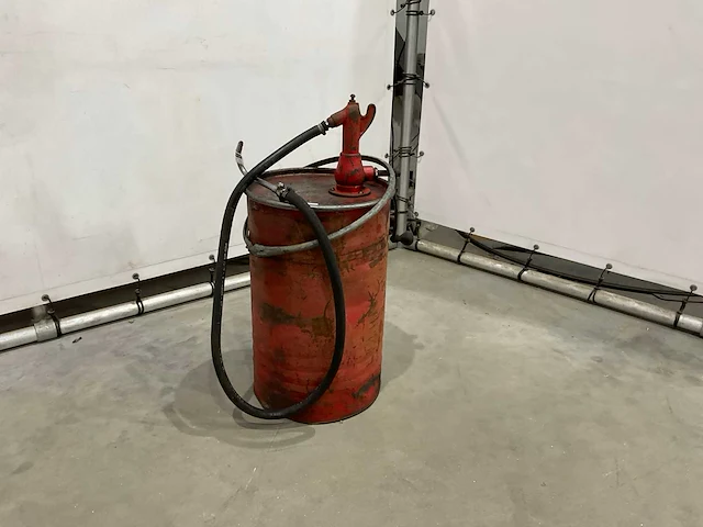 Olievatpomp - afbeelding 2 van  5