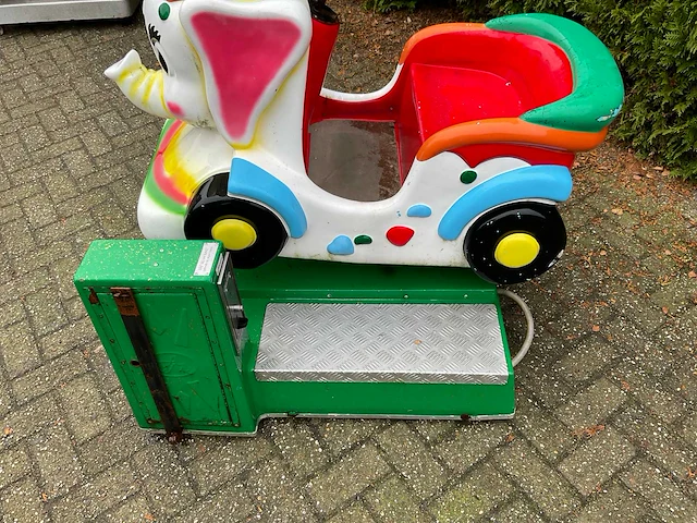 Olifant kiddy ride - afbeelding 7 van  7