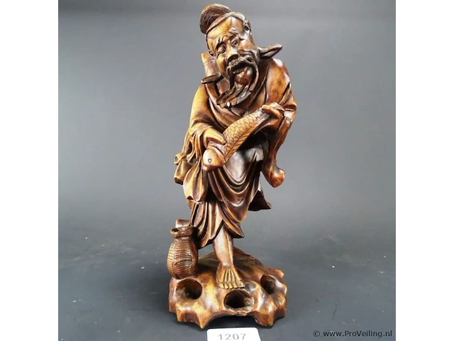 Olijfhouten beeld chinese visserman - afbeelding 1 van  5