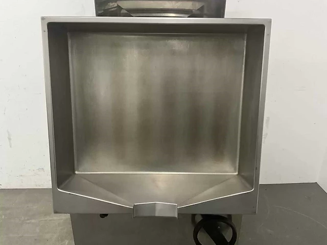 Olis - 94/10 kbei - mobiele kantelbare braadslede - afbeelding 2 van  11