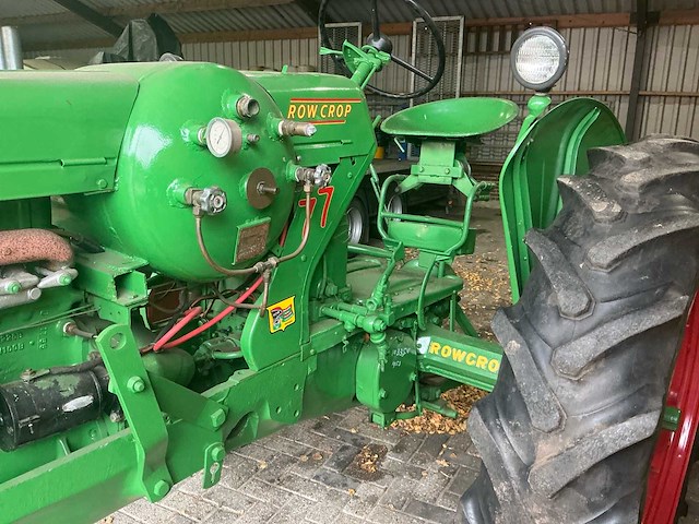 Oliver 1953 super 77 oldtimer tractor - afbeelding 4 van  23