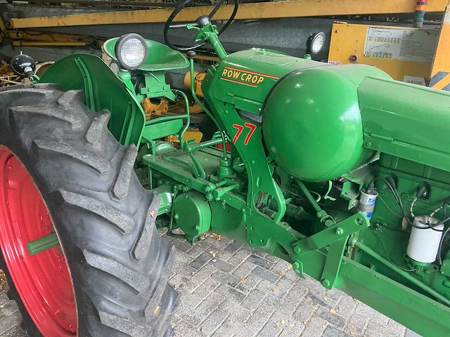 Oliver 1953 super 77 oldtimer tractor - afbeelding 5 van  23