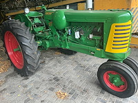 Oliver 1953 super 77 oldtimer tractor - afbeelding 20 van  23