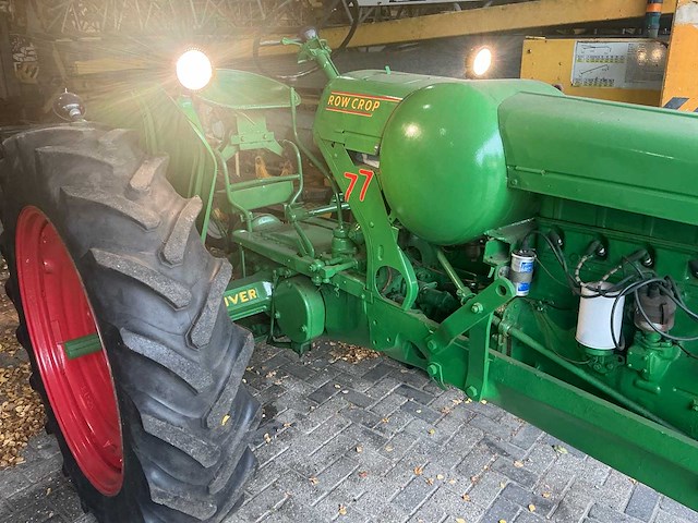 Oliver 1953 super 77 oldtimer tractor - afbeelding 23 van  23