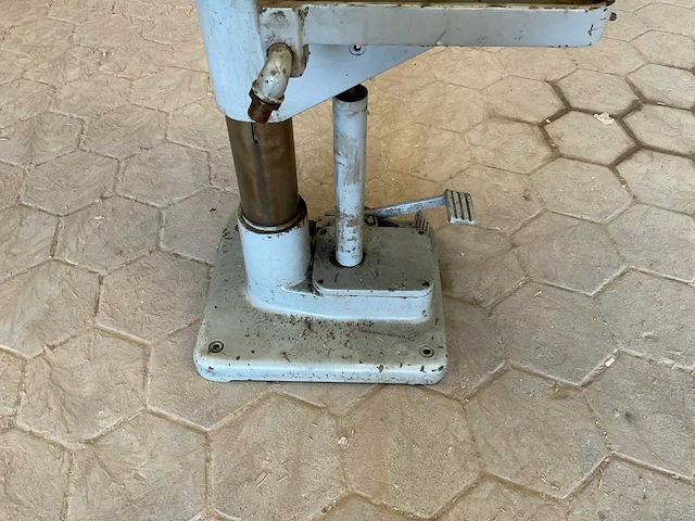 Olivetti kolomboormachine - afbeelding 9 van  12