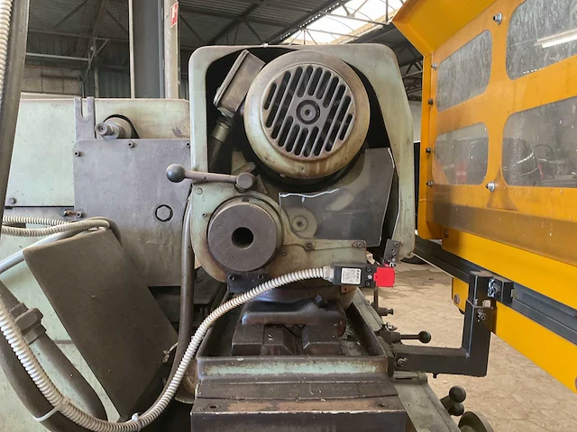 Olivettti saimp r5 slijpmachine - afbeelding 2 van  12