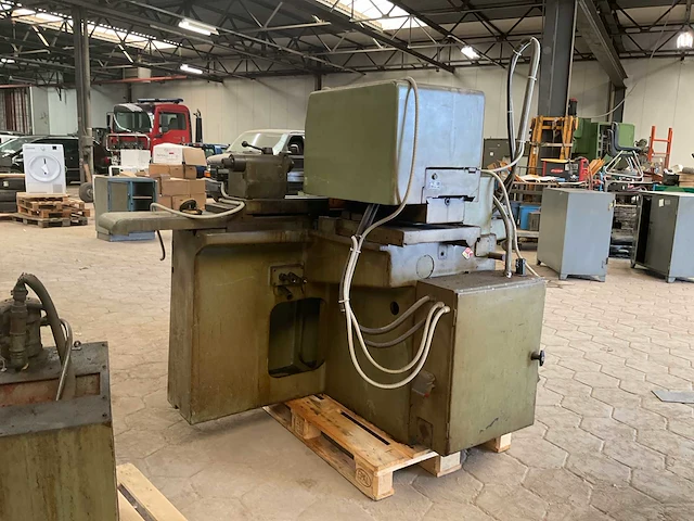 Olivettti saimp r5 slijpmachine - afbeelding 8 van  12