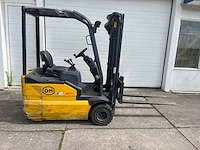 Om - vorkheftruck - e153 - triple mast - side shift - kantelbare vorken