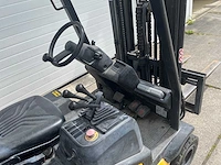 Om - vorkheftruck - e153 - triple mast - side shift - kantelbare vorken - afbeelding 18 van  20