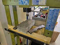 Omcn - 2000 - 15 ton - hydraulische pers - afbeelding 3 van  5
