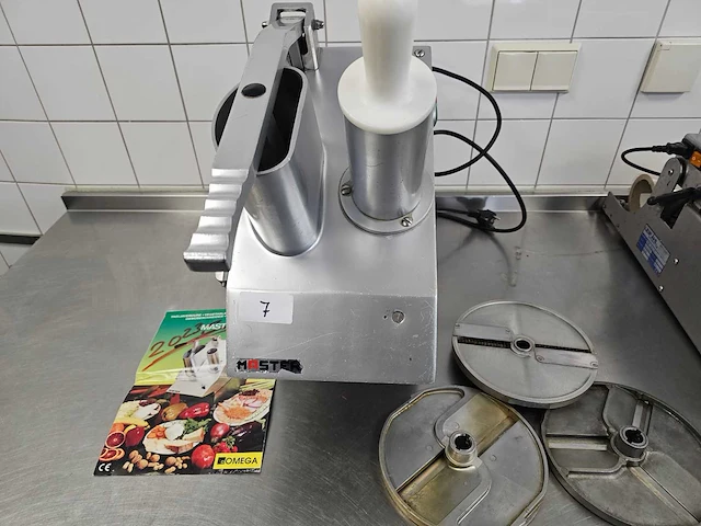 Omega - master - groentesnijder - afbeelding 1 van  7