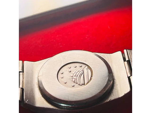 Omega constellation horloge - 18kt gouden lunette en band delen - afbeelding 10 van  11