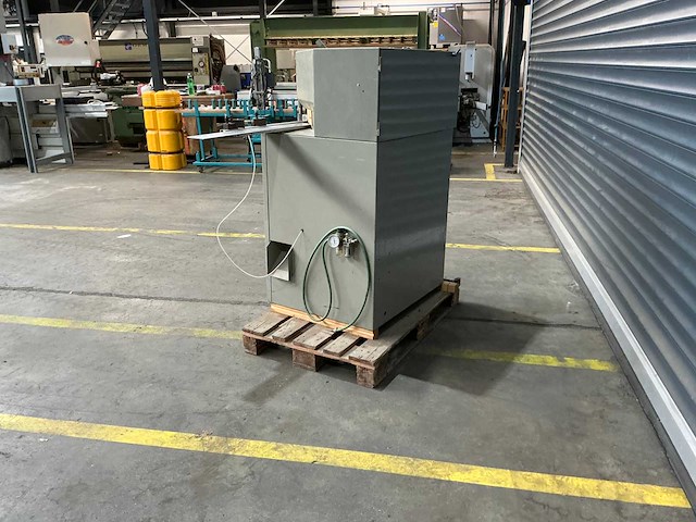 Omga - 1989 - v 235 - afkortcirkelzaagmachine - afbeelding 4 van  10