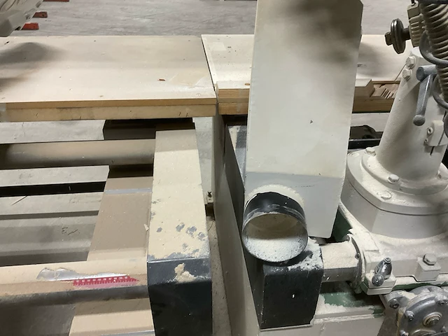 Omga radiaalafkortzaagmachine (4x) - afbeelding 4 van  31