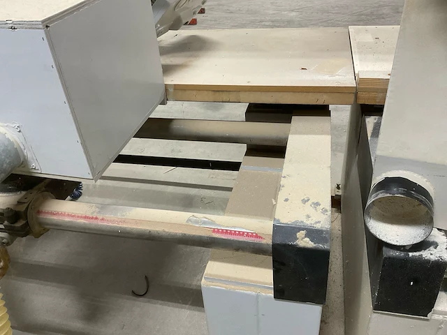 Omga radialmatic radiaalafkortzaagmachine (2x) - afbeelding 18 van  21