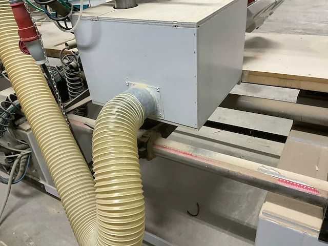 Omga radialmatic radiaalafkortzaagmachine (2x) - afbeelding 19 van  21