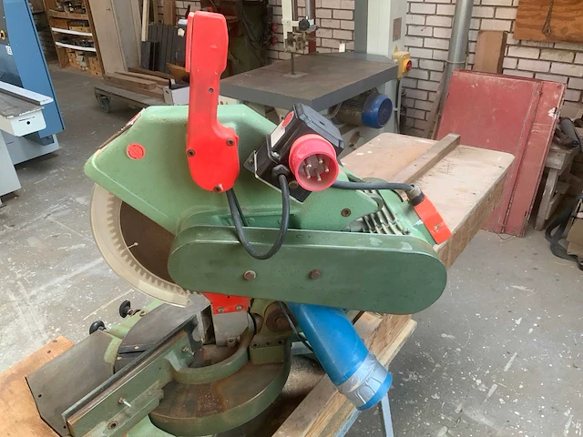 Omga t50-350 radiaalafkortzaagmachine - afbeelding 2 van  12