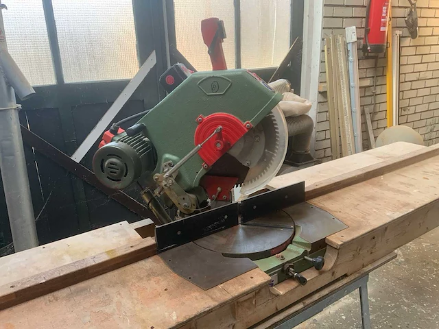 Omga t50-350 radiaalafkortzaagmachine - afbeelding 4 van  12