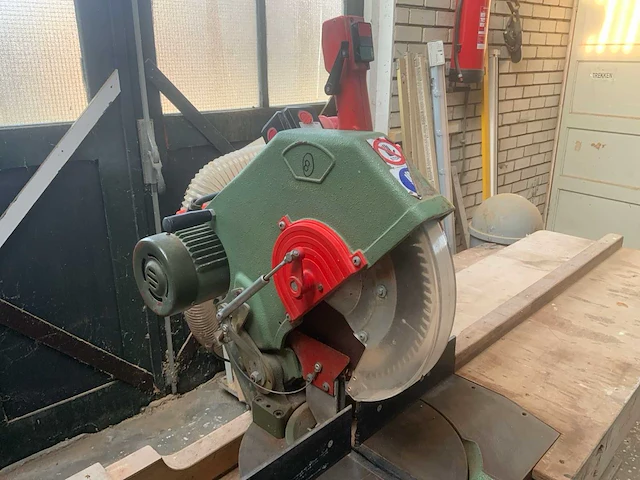 Omga t50-350 radiaalafkortzaagmachine - afbeelding 7 van  12
