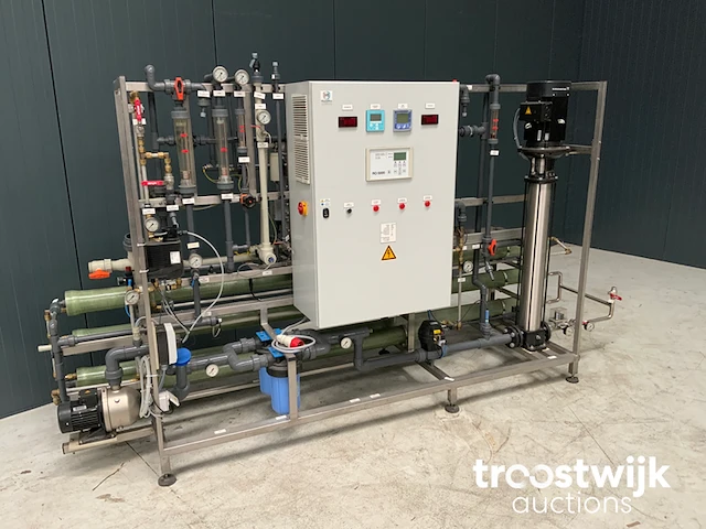 Omgekeerde osmose installatie - afbeelding 1 van  7
