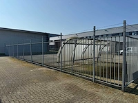 Omheining met schuifpoort (23,25x18,25 mtr) (424m2) - afbeelding 22 van  41