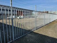 Omheining met schuifpoort (23,25x18,25 mtr) (424m2) - afbeelding 35 van  41