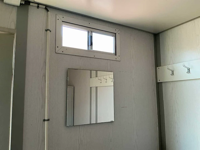 Omkleed unit/ keet - afbeelding 17 van  26