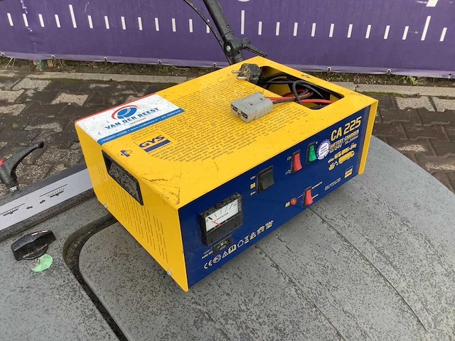 Omm zelfrijdende veegmachine - afbeelding 6 van  6