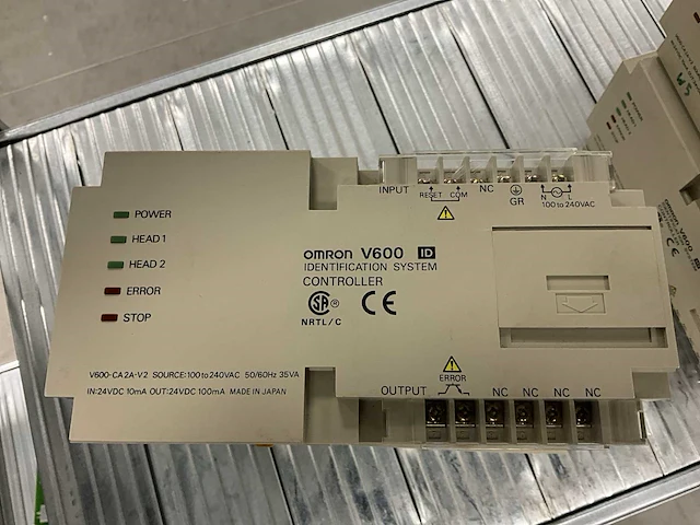 Omron v600 control-unit (2x) - afbeelding 2 van  2