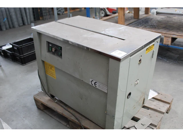 Omsnoeringsmachine semi-automatisch nn type exs-700. - afbeelding 2 van  4