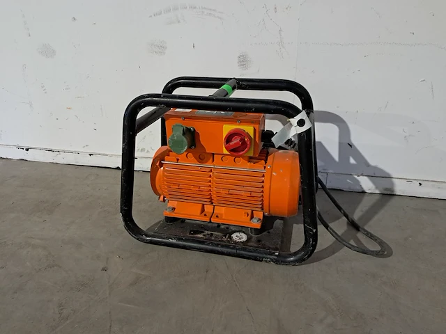 Omvormer 380v/42v enarco, afe2000t, bouwjaar 2016 - afbeelding 1 van  4