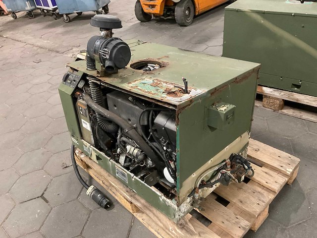 Onan 7.5hdkat41934k stroomgenerator - afbeelding 3 van  10