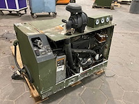 Onan 7.5hdkat41934k stroomgenerator - afbeelding 1 van  11
