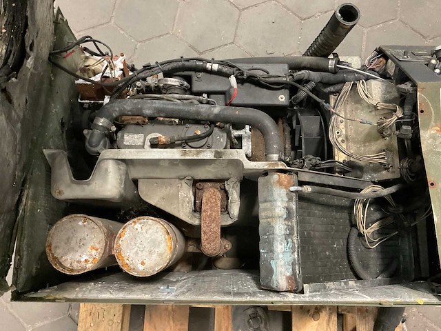 Onan 7.5hdkat41934k stroomgenerator - afbeelding 8 van  11