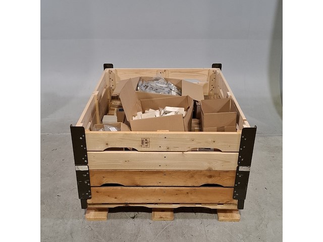 Onderdelen en ijzerwaren - afbeelding 1 van  10