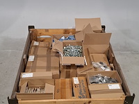 Onderdelen en ijzerwaren - afbeelding 2 van  9