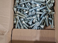 Onderdelen en ijzerwaren - afbeelding 3 van  9