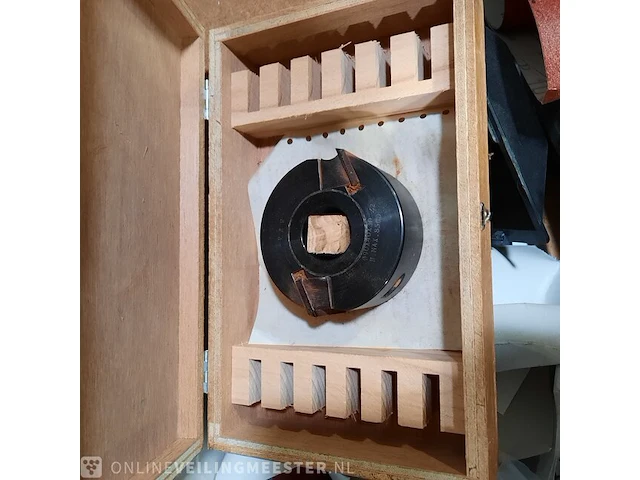 Onderdelen t.b.v. zaagmachine - afbeelding 10 van  11