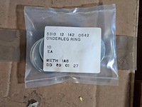 Onderlegringen en diverse ijzerwaren - afbeelding 4 van  6