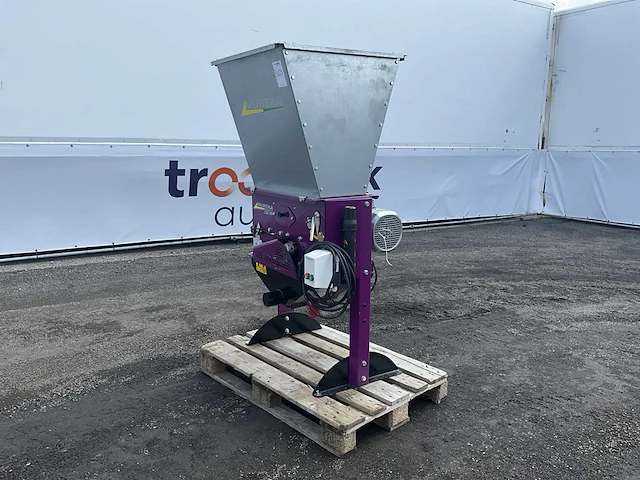 "ongebruikt" 2018 murska 220sm pletmachine - afbeelding 1 van  20