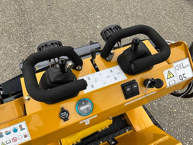 Ongebruikt 2025 new rick zw380 rups schranklader - afbeelding 7 van  19