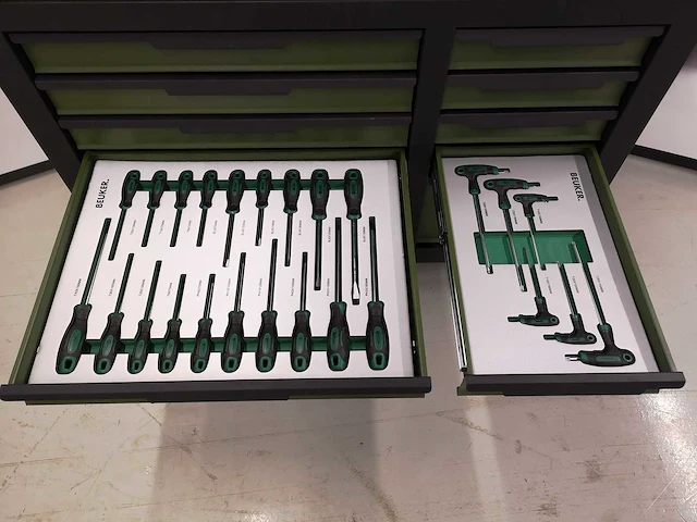 Ongebruikt beuker xtra big xxl gevulde gereedschapswagen - afbeelding 13 van  25