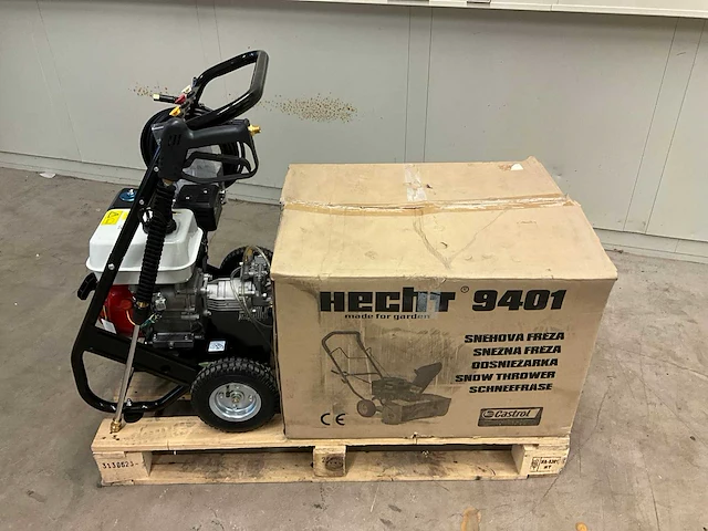 Ongebruikt kraftwelle hogedrukreiniger en hecht sneeuwfrees - afbeelding 2 van  5