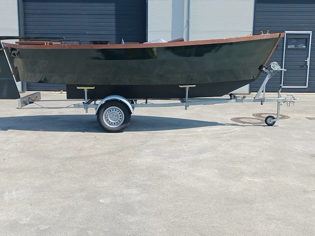 Ongeremde kantel boottrailer - afbeelding 12 van  23