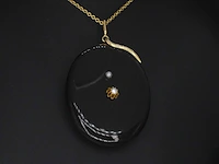 Onix medaillon met goud en parels - afbeelding 1 van  6
