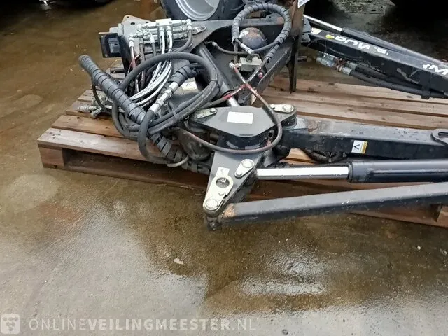 Onkruidborstelmachine nimos, dm-trac 305 met maai arm mc connel, bouwjaar 2015 - afbeelding 30 van  40