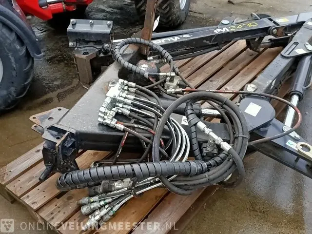 Onkruidborstelmachine nimos, dm-trac 305 met maai arm mc connel, bouwjaar 2015 - afbeelding 33 van  40