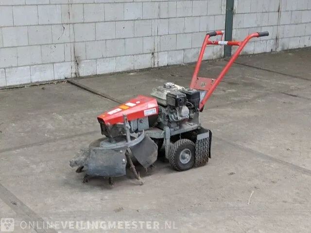 Onkruidborstelmachine nimos, mug, bouwjaar 2011 - afbeelding 1 van  14